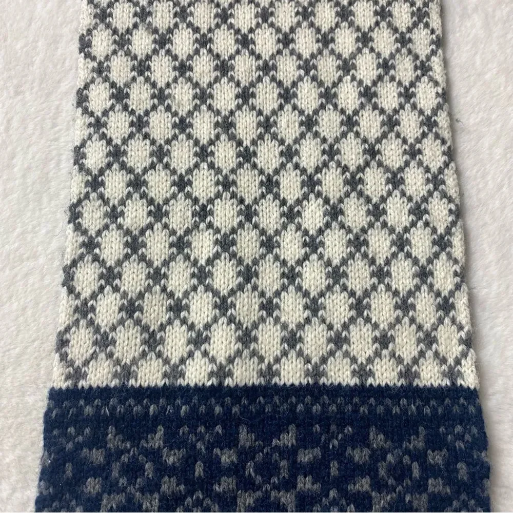 Tommy Hilfiger Wool Blend Gray White Scarves